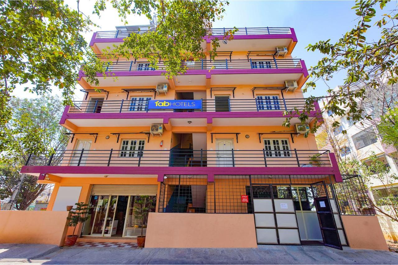 Fabexpress Manyu Inn - Nr Haralur Road Bangalore Exterior foto
